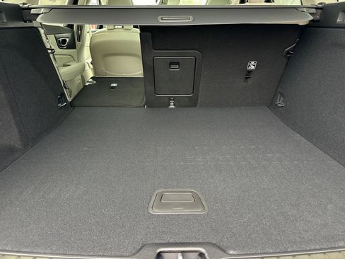 New 2026 Volvo V60 B5 Cross Country Plus w/ Climate Package image 16