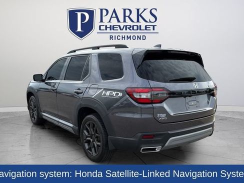 Used 2023 Honda Pilot Elite image 5