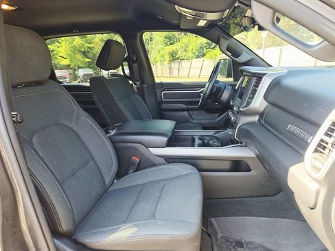 Used 2022 RAM 1500 Big Horn AWD/4WD image 16