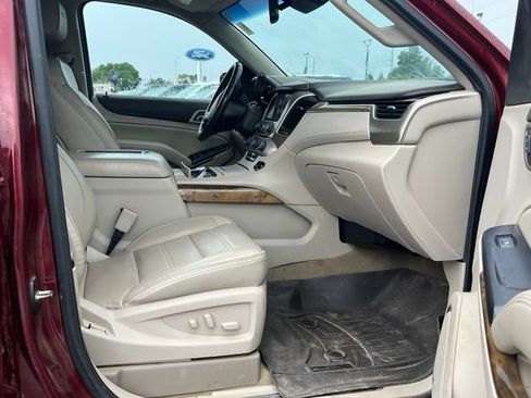 Used 2016 GMC Yukon XL Denali w/ Open Road Package AWD/4WD image 12