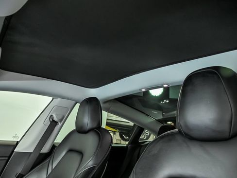 Used 2021 Tesla Model 3 Standard Range Plus RWD image 14