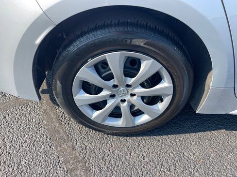 Used 2024 Toyota Corolla LE image 22