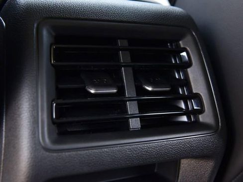 New 2026 Volkswagen Tiguan SE R-Line image 23