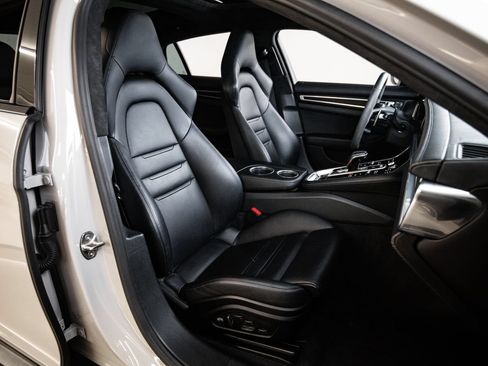 Used 2022 Porsche Panamera GTS AWD/4WD image 29