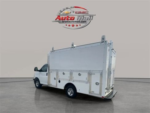 New 2025 Chevrolet Express 3500 w/ Power Convenience Package image 3