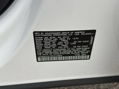 Used 2024 Volkswagen Atlas Cross Sport SE FWD image 34