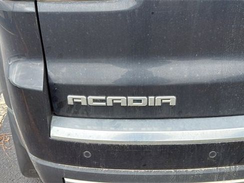 Used 2015 GMC Acadia SLE image 6