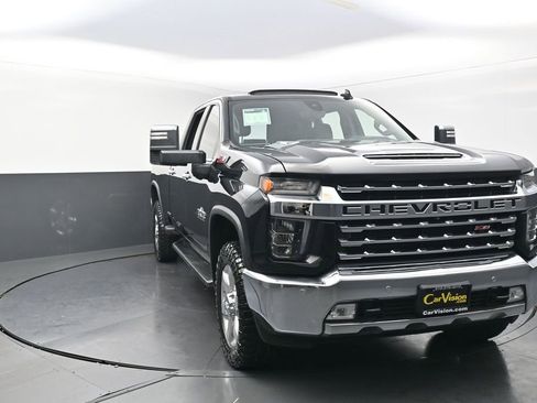 Used 2020 Chevrolet Silverado 3500 LTZ w/ LTZ Texas Edition image 4