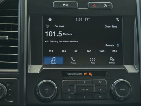 Used 2017 Ford F150 XL w/ Equipment Group 101A Mid AWD/4WD image 14