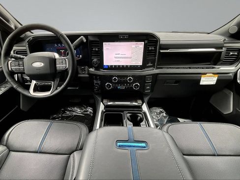 New 2026 Ford F250 Platinum AWD/4WD image 5