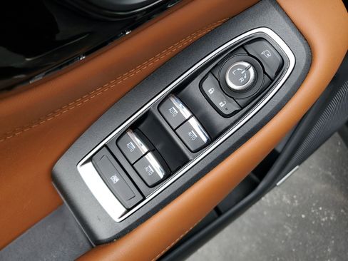 Used 2022 Subaru Legacy Touring XT image 16