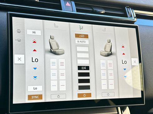 Certified 2025 Land Rover Range Rover Velar Dynamic SE image 24