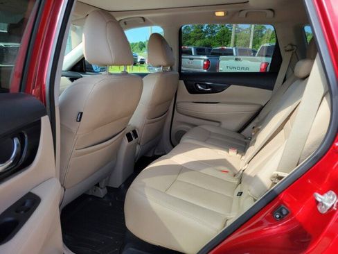 Used 2018 Nissan Rogue SL w/ Premium Package FWD image 26
