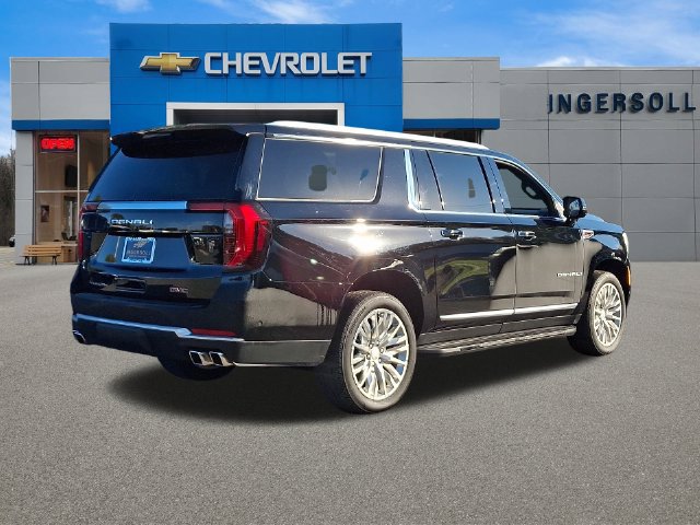 Used 2025 GMC Yukon XL Denali AWD/4WD image 26