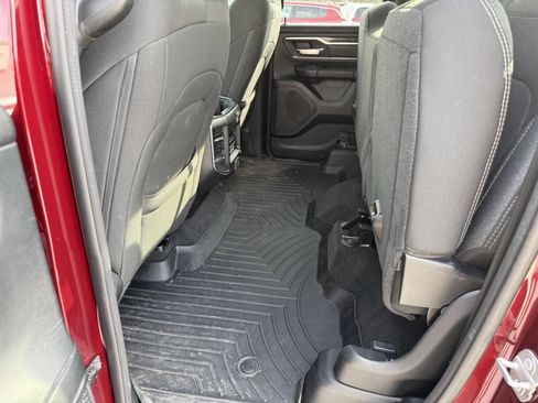 Used 2019 RAM 1500 Big Horn image 16