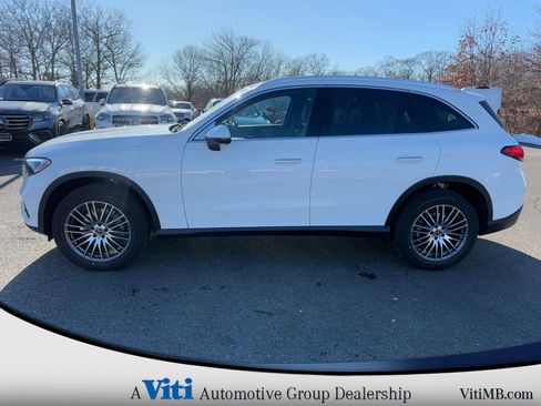 Used 2026 Mercedes-Benz GLC 300 4MATIC image 5