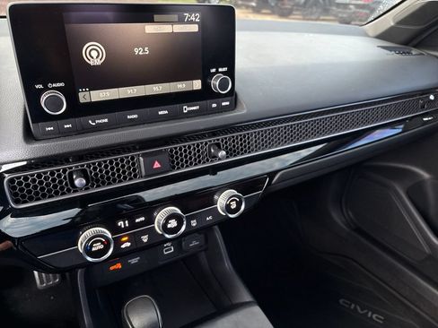 Used 2024 Honda Civic Sport image 8