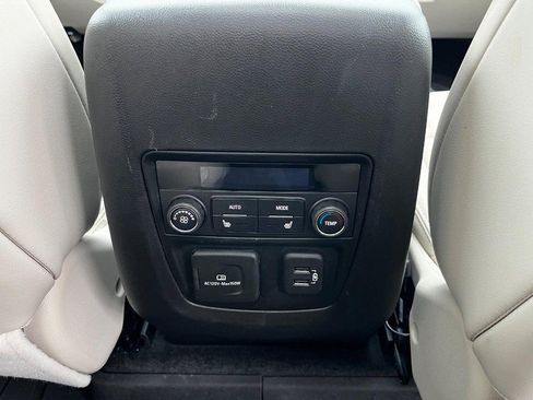 Used 2023 Buick Enclave Avenir w/ Avenir Technology Package image 15