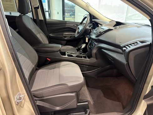 Used 2018 Ford Escape S image 25