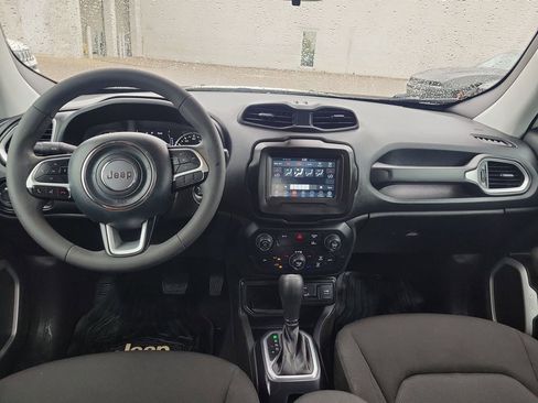 Used 2021 Jeep Renegade Sport FWD image 8