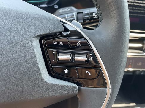 New 2026 Kia Niro EX w/ EX Premium Package FWD image 22