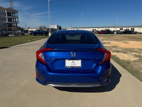 Used 2019 Honda Civic EX image 7