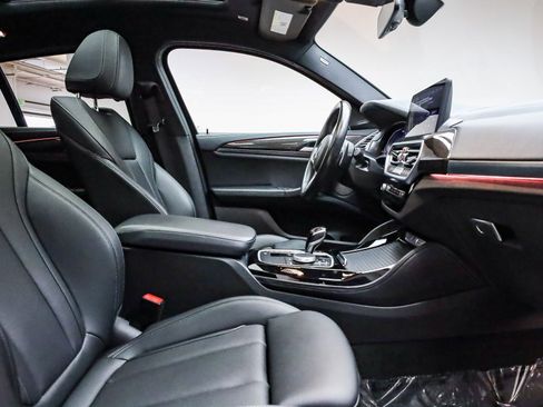 Certified 2023 BMW X4 M40i w/ Premium Package image 18