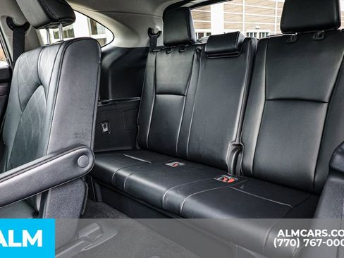 Used 2021 Toyota Highlander Platinum image 22