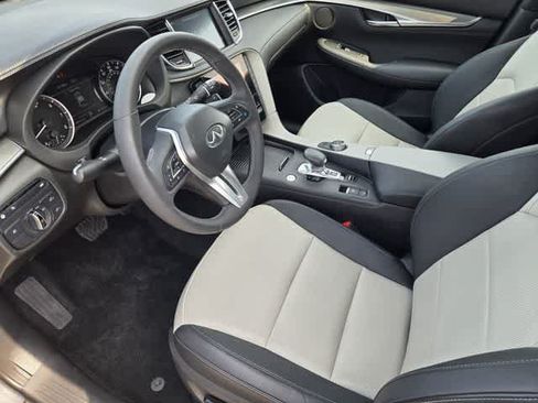 Certified 2023 INFINITI QX55 Luxe w/ Accent Package AWD/4WD image 2