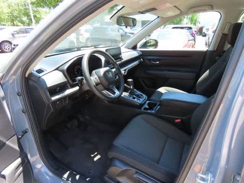 Used 2023 Honda CR-V LX image 2