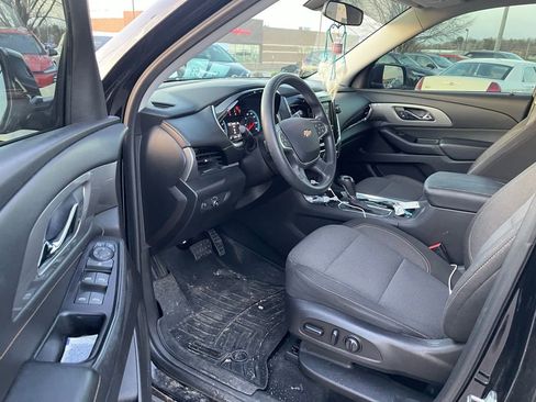 Used 2018 Chevrolet Traverse LS image 5