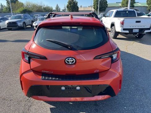 Used 2023 Toyota Corolla SE image 6
