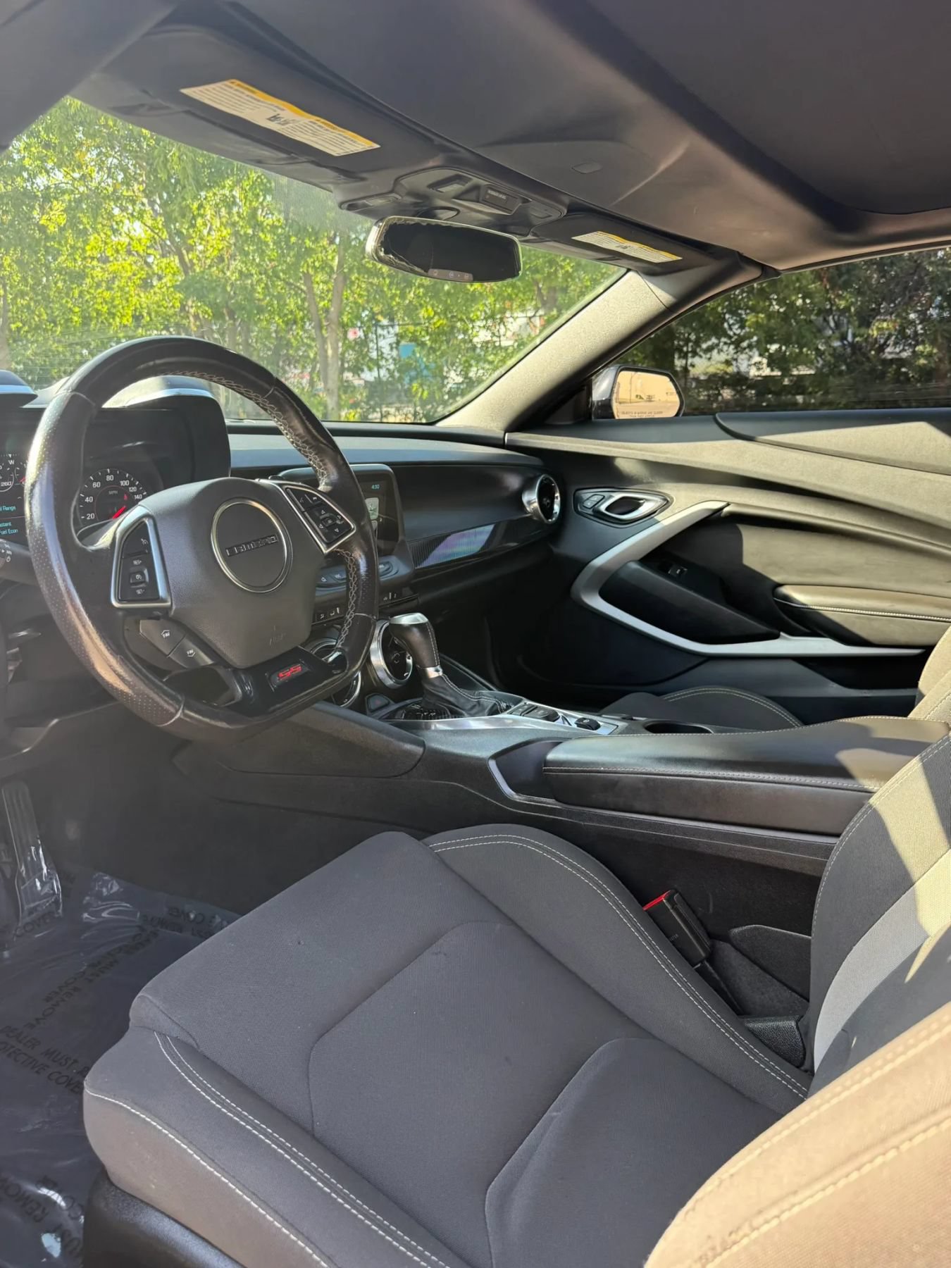 Used 2018 Chevrolet Camaro SS RWD image 12