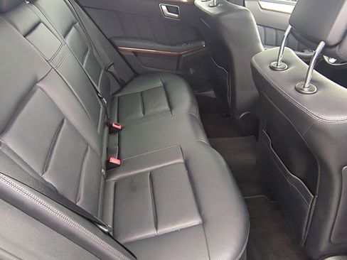 Used 2012 Mercedes-Benz E 350 4MATIC Sedan image 31
