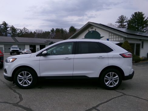 Used 2019 Ford Edge SEL FWD image 3