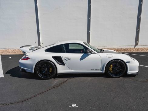 Used 2011 Porsche 911 GT2 RS RWD image 8