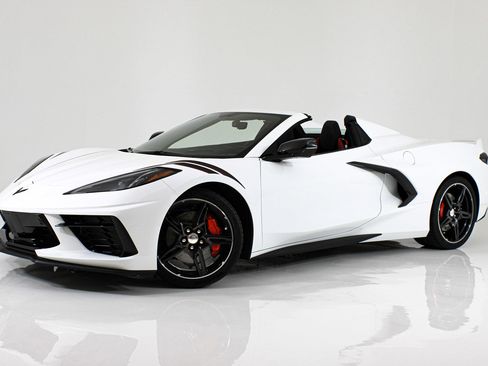 Used 2022 Chevrolet Corvette Stingray Premium Conv w/ Z51 Performance Package RWD image 47