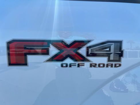 Used 2018 Ford F150 Lariat w/ Equipment Group 501A Mid image 5