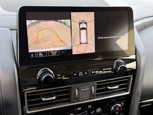 Used 2024 INFINITI QX80 Luxe image 18