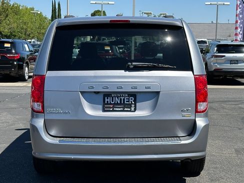 Used 2019 Dodge Grand Caravan GT FWD image 6