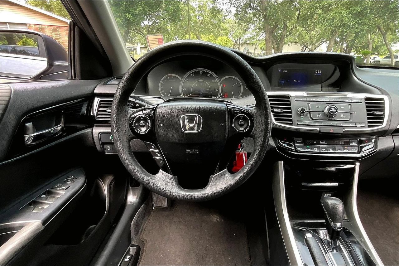 Used 2016 Honda Accord LX image 8