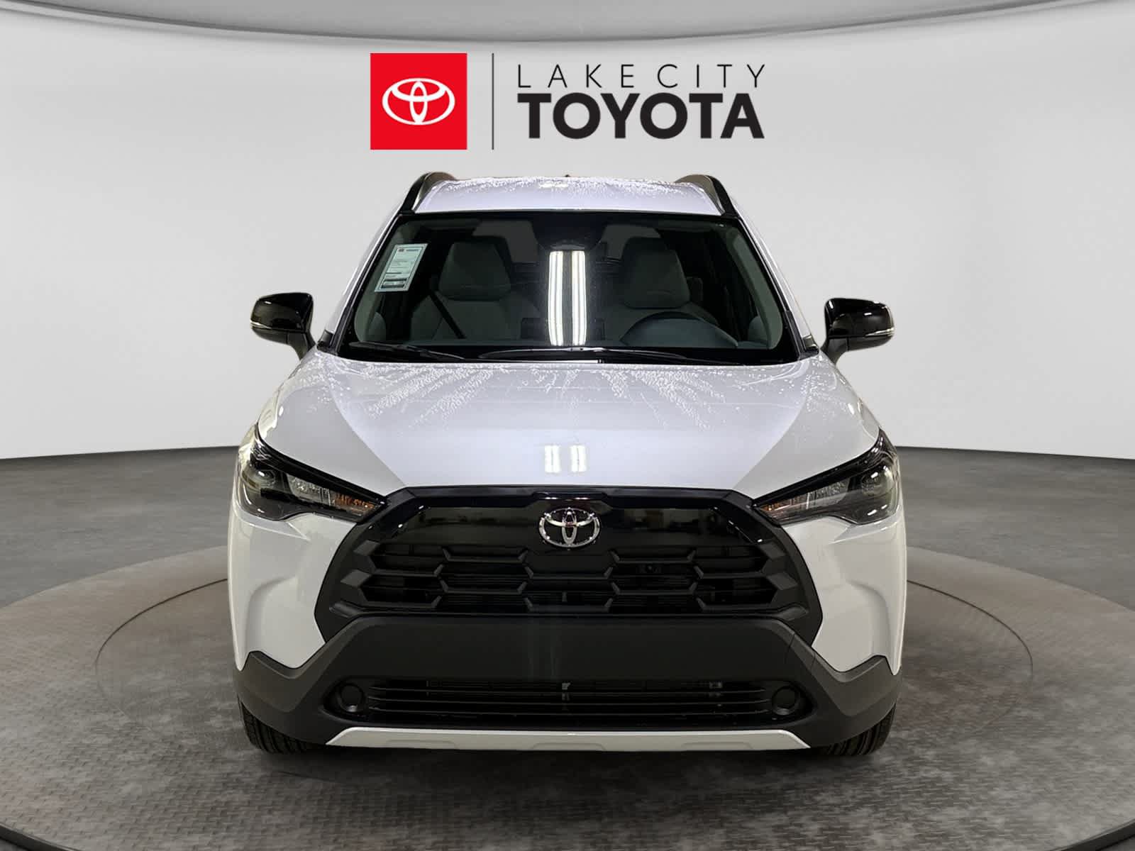 New 2026 Toyota Corolla Cross LE FWD image 9