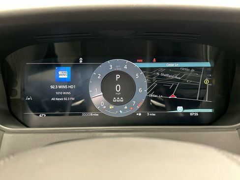 New 2026 Land Rover Range Rover Velar Dynamic SE image 23