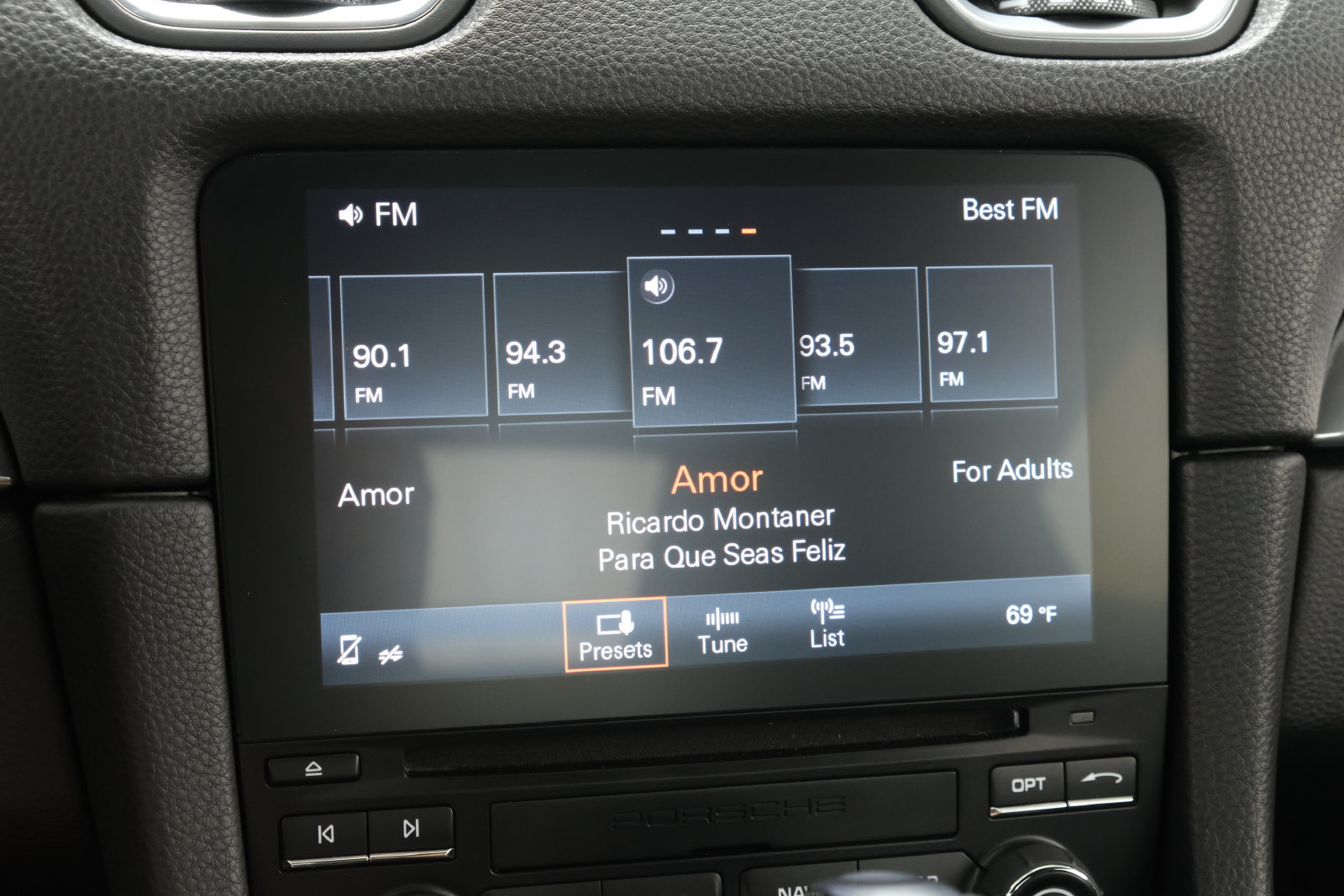 Used 2021 Porsche 718 Cayman RWD image 17