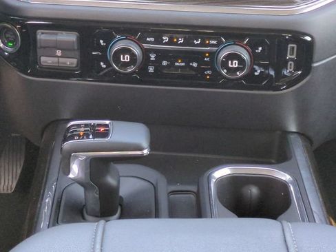 Used 2023 Chevrolet Silverado 1500 LT Trail Boss w/ Protection Package AWD/4WD image 21