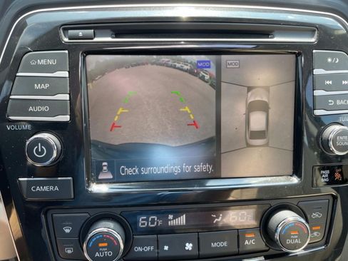 Used 2021 Nissan Maxima Platinum w/ Sport Mat Group FWD image 30