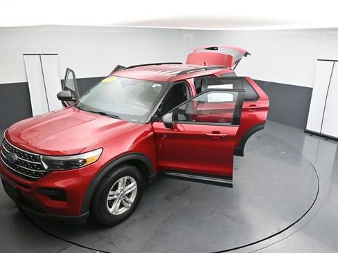 Used 2020 Ford Explorer XLT AWD/4WD image 36