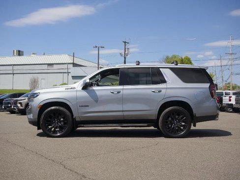 Used 2024 Chevrolet Tahoe High Country AWD/4WD image 7