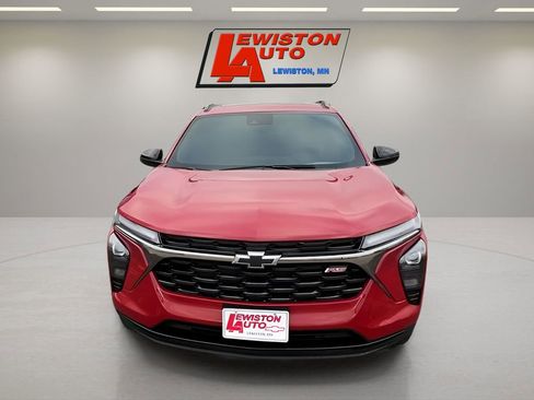 New 2026 Chevrolet Trax RS w/ Sunroof Package image 3