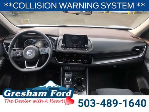 Used 2021 Nissan Rogue SV image 13